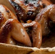 ca/cailles-raisin-canape.jpg