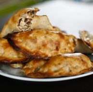 ch/chaussons-poulet.jpg