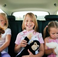 di/distraire-enfant-voiture.jpg