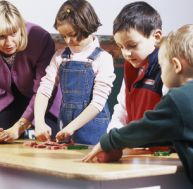 fo/formation-assistante-maternelle.jpg