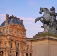 lo/louvre.jpg