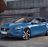 mo/mondial-automobile-2012-volvo-v40-r-design.jpg