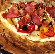 pi/pizza-aubergine-poivron-feta.jpg