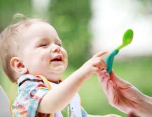 Alimentation de bébé à 2 ans