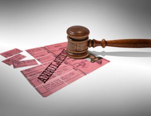 Annulation du permis de conduire par les tribunaux