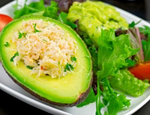 Recette de l'avocat au crabe
