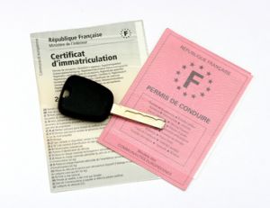 Changement d'adresse d'une carte grise : à qui s'adresser ?