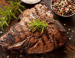 La côte de boeuf à la moelle