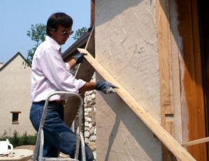Crépir un mur extérieur
