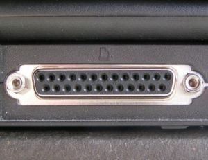 Connecteur DB25 (copyright Duncan Lithgow)