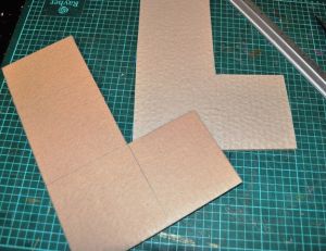 Découper le carton pour fabriquer votre lettre 3D