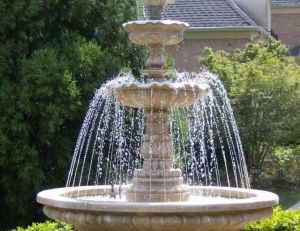 Installer une fontaine de jardin