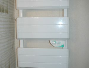 Installer un radiateur sèche-serviettes