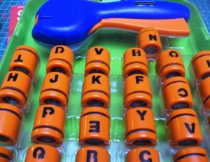Utiliser des lettres "maison" pour créer ses titres