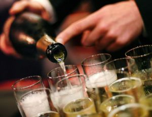 Nos conseils pour ouvrir parfaitement une bouteille de champagne