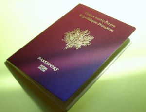Comment obtenir un passeport en urgence ?