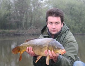 Les petites carpes répondent bien à l’amorçage à base de farines