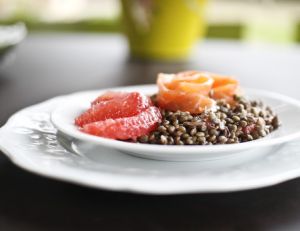 Recette de la salade de lentilles à la truite fumée