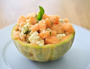 Salade de melon à la feta et au basilic