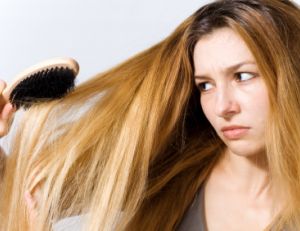 Prendre soin de ses cheveux secs