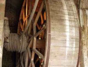 "Cage d'écureuil" au Mont Saint Michel