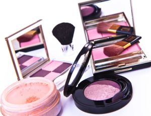 Enlever les taches de maquillage